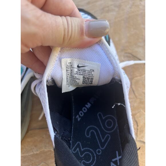 Nike Air Max 270 Black Dusty Cactus Size Youth 5.5Y Shoe Sneakers AH8050-001 - Picture 4 of 6